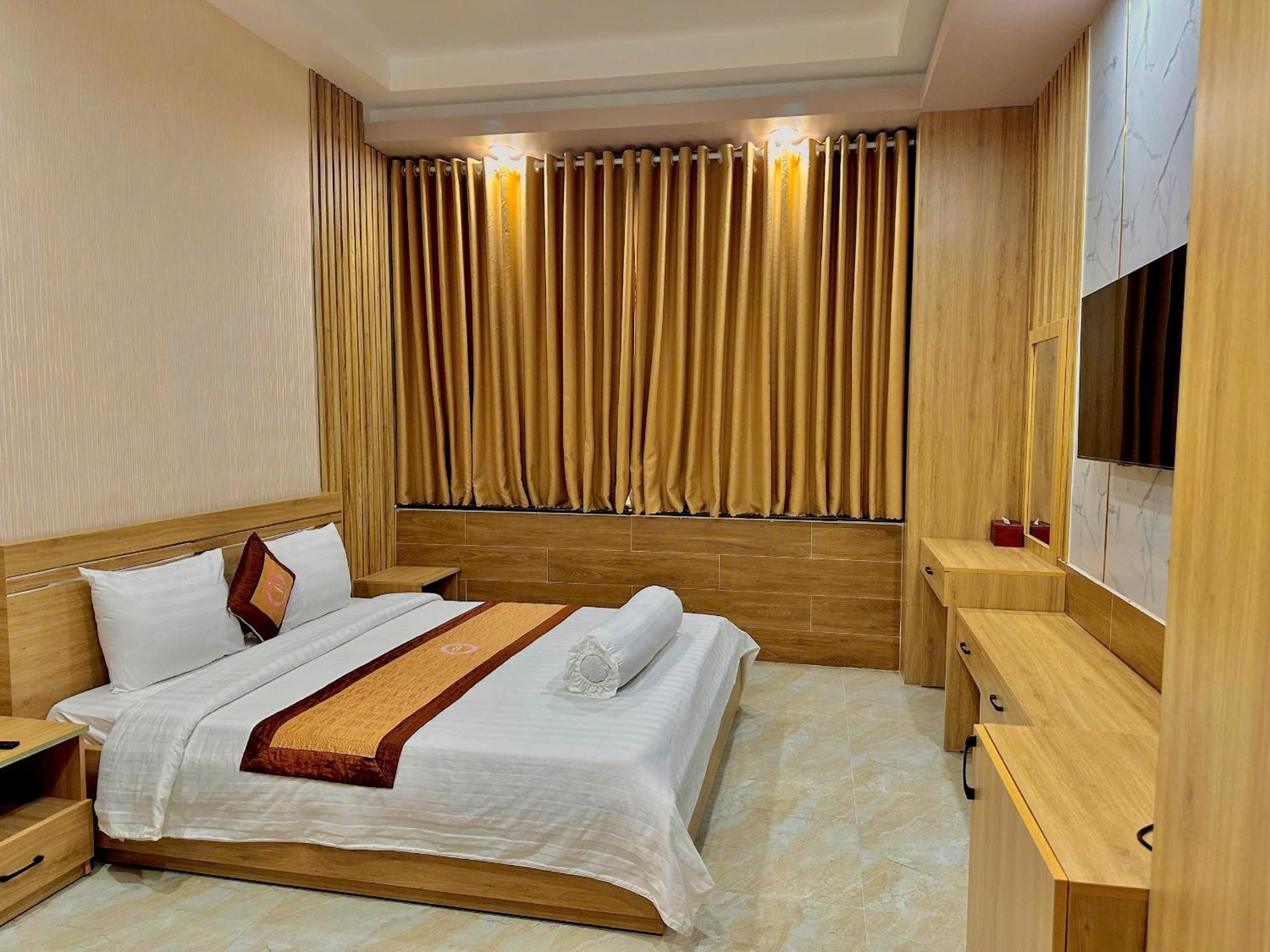 Phuc Hung 2 Hotel Rạch Giá Exterior foto