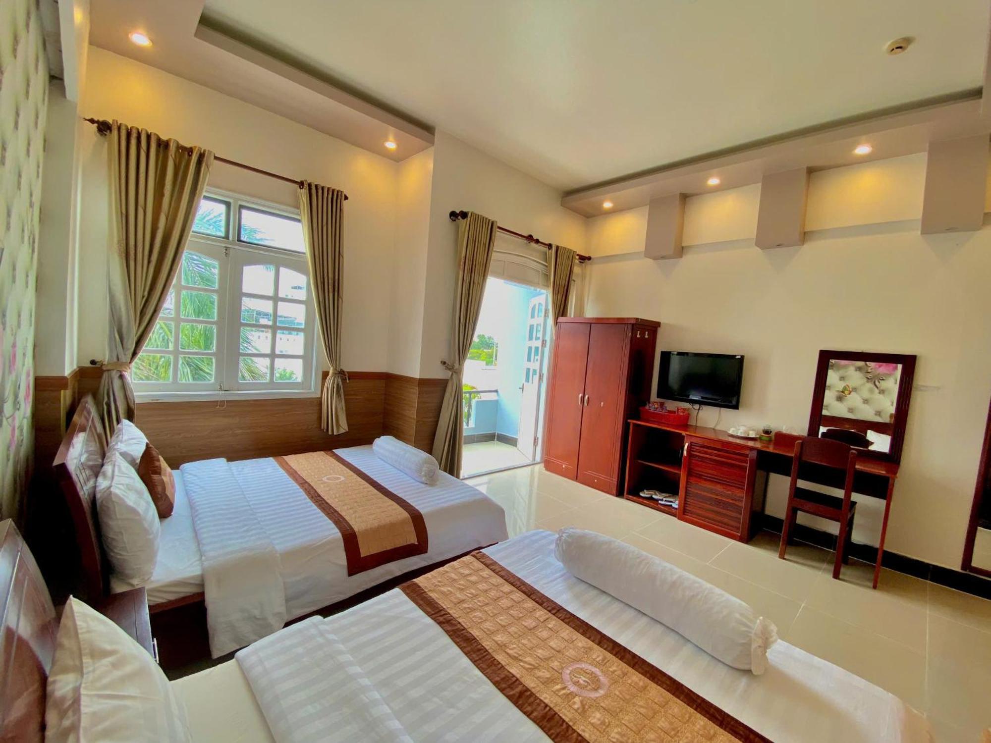Phuc Hung 2 Hotel Rạch Giá Exterior foto