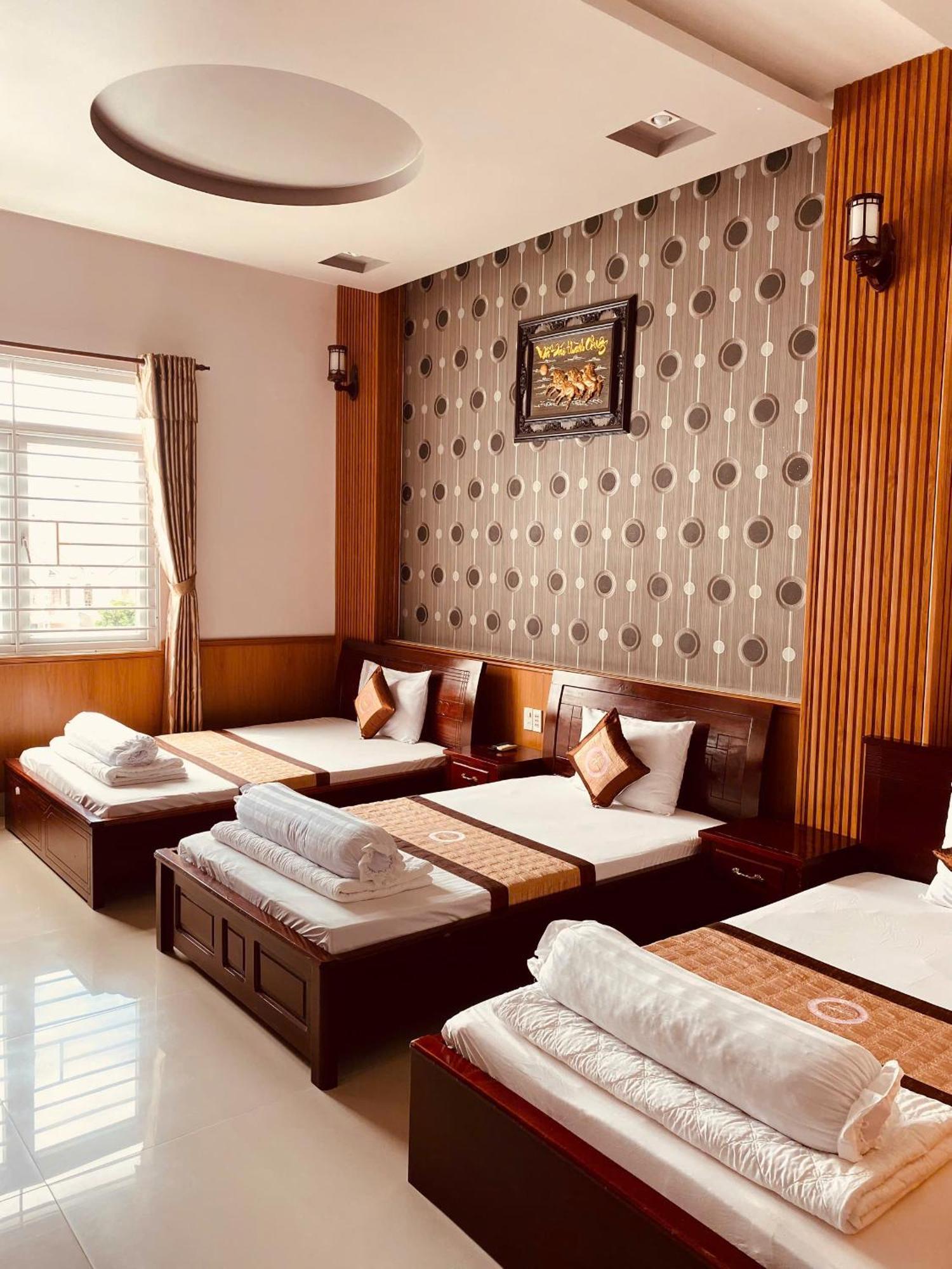 Phuc Hung 2 Hotel Rạch Giá Exterior foto